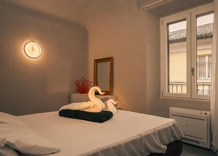 Heart Of Luxury Apt, 100m Piazza Cavalli Lägenhet Piacenza