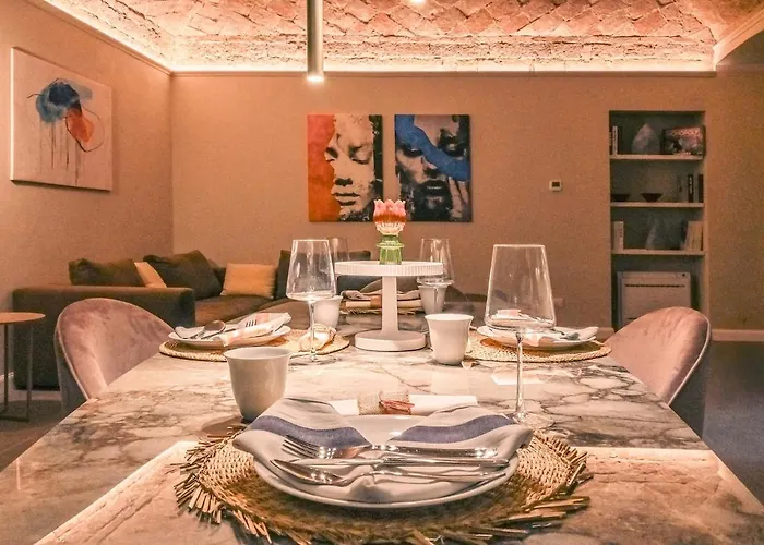 Lägenhet Heart Of Luxury Apt, 100m Piazza Cavalli