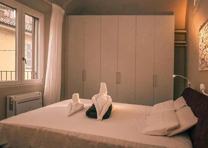 Heart Of Luxury Apt, 100m Piazza Cavalli